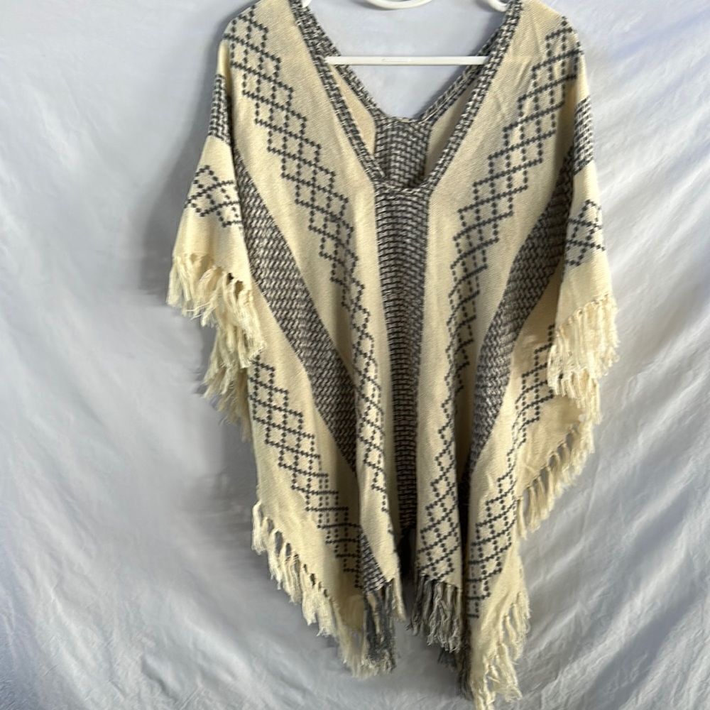 Free People cream and blue/gray poncho